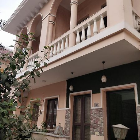 Casa Nirvana Noida Exterior photo